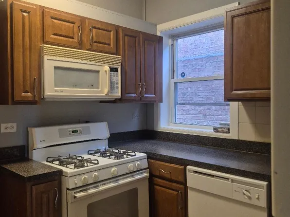 (undisclosed Address), Chicago, IL 60630