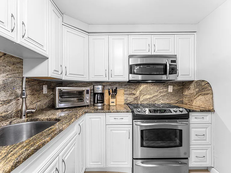 3215 S Ocean Blvd #407 — Photo 7