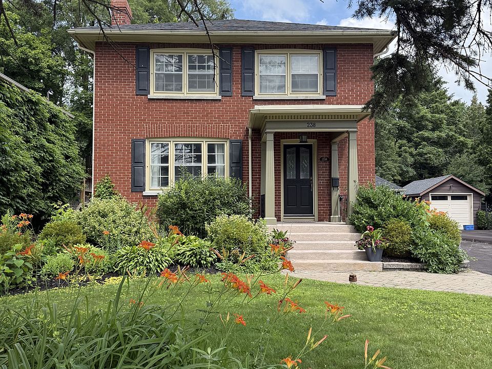 1st image of 238 Victoria Ave