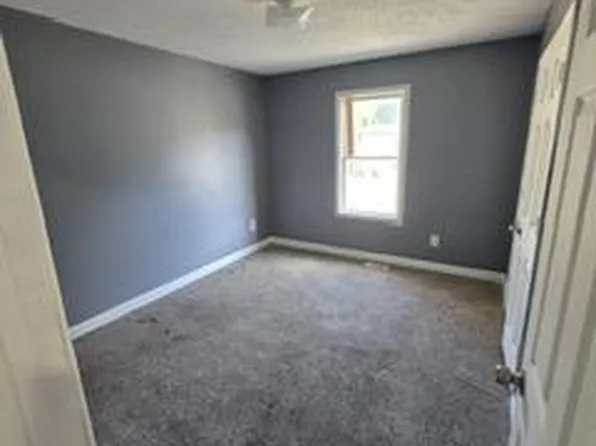 807 E Bragg St, Greensboro, NC 27406