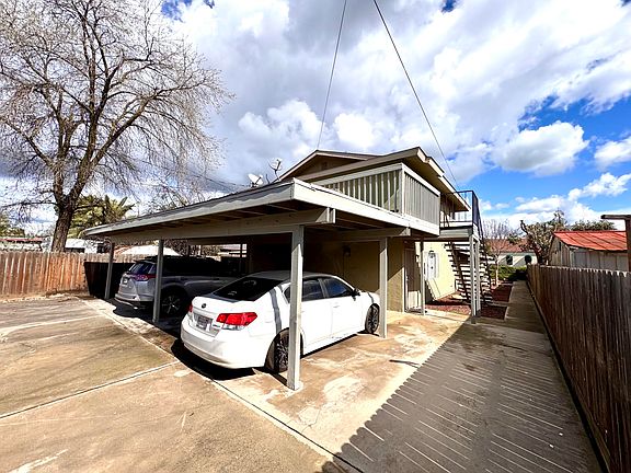 4th image of 208 N B Street