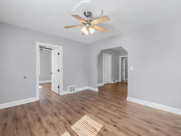 908 Wheeler St #1 — Photo 4