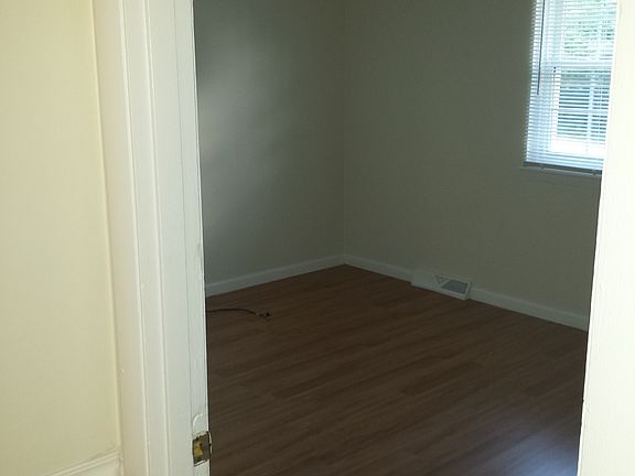 2nd image of 36 McEvoy Cir