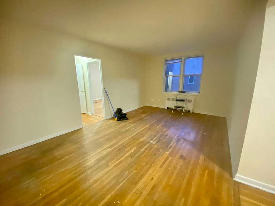 1st image of 143-11 Barclay Ave #6
