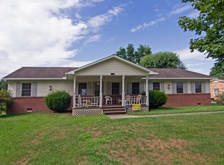 139 Enderley Ln, Lewisburg, WV 24901