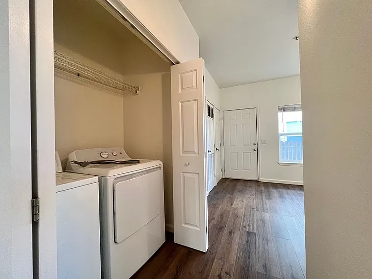 1540 Pueblo Ave #A-N — Photo 5
