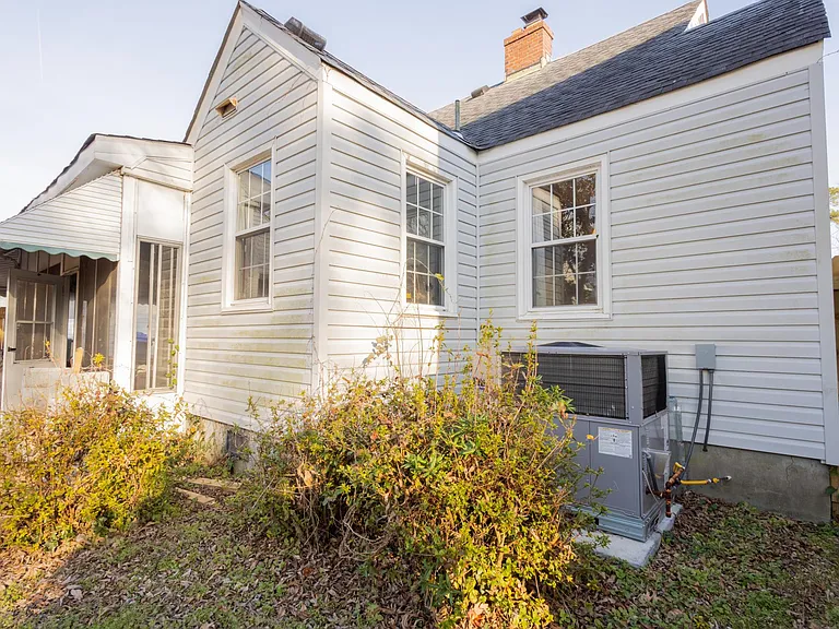 7411 Major Ave — Photo 33
