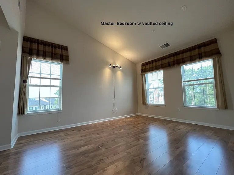 1622 Hardwick Ct #404 — Photo 7