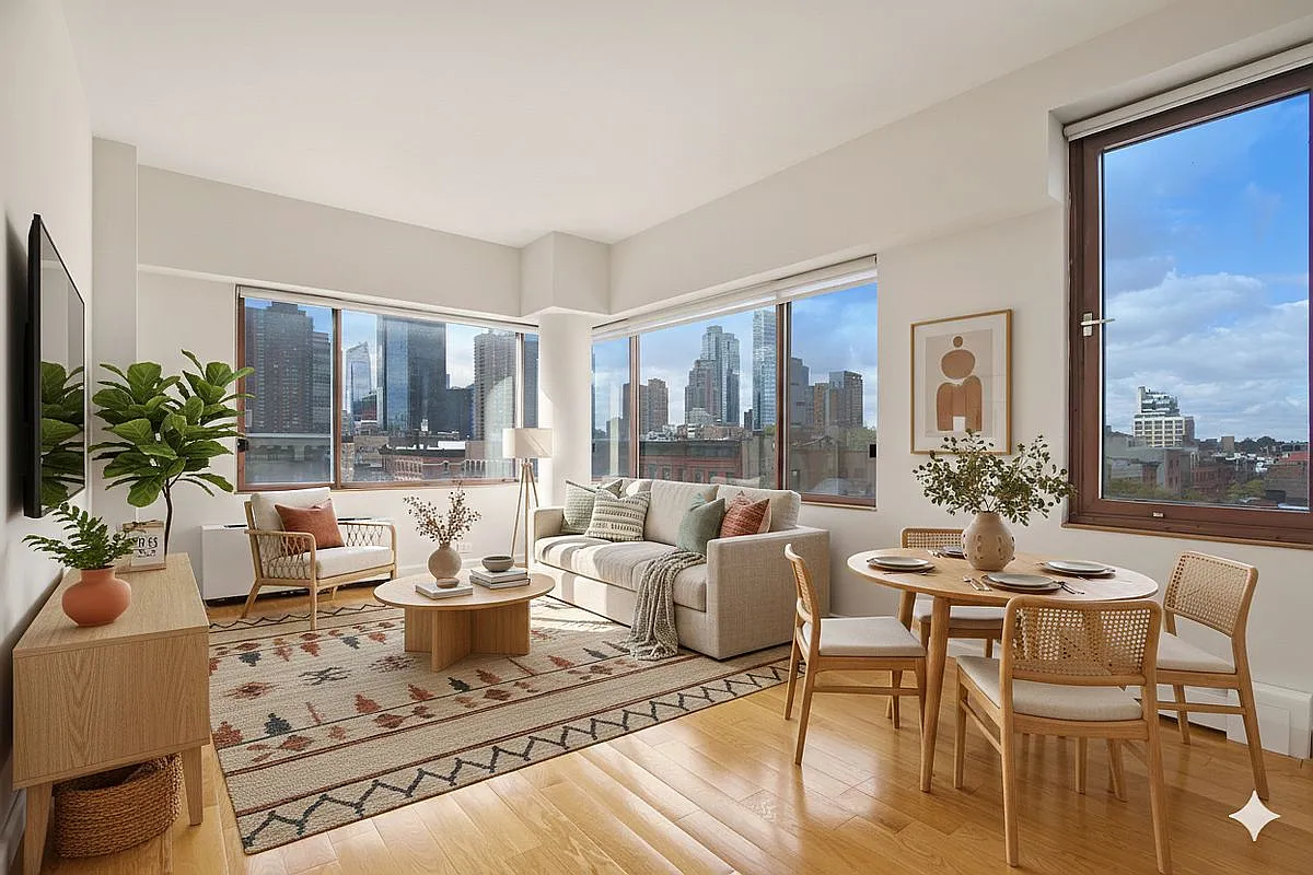 393 W 49th St APT 6G photo 1