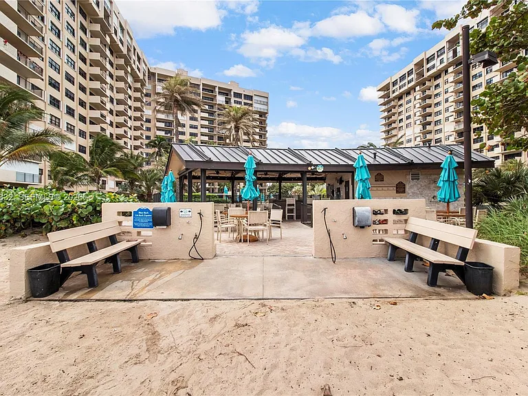 4900 N Ocean Blvd #705 — Photo 35