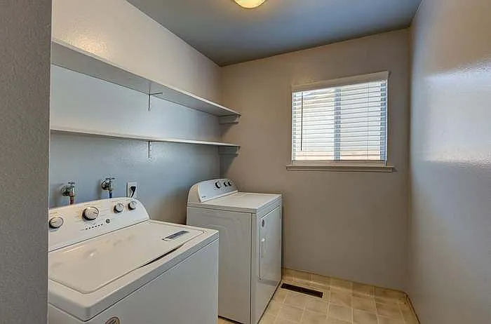 3152 W Morris Ave — Photo 16