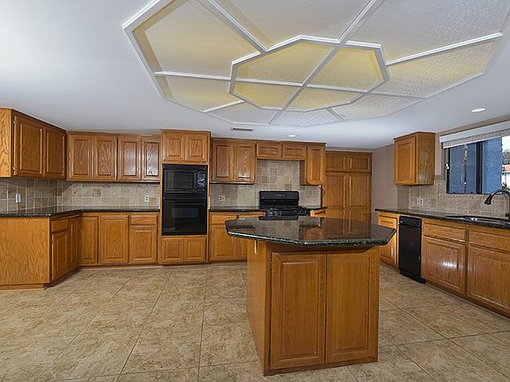 4th image of 24235 Yorba Linda Ct
