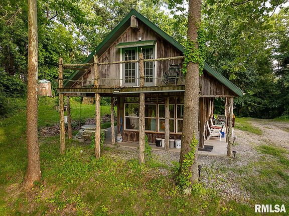 5th image of 7034 Parks Ln