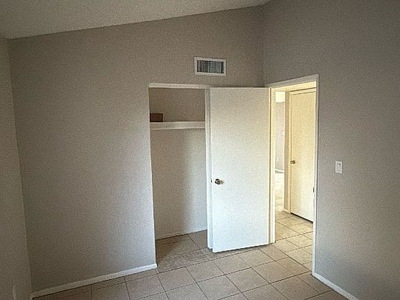 2nd image of 1664 S Robin Ln