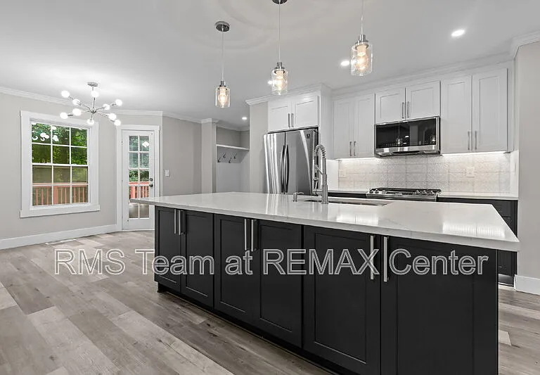 773 Huntington Way NW — Photo 20