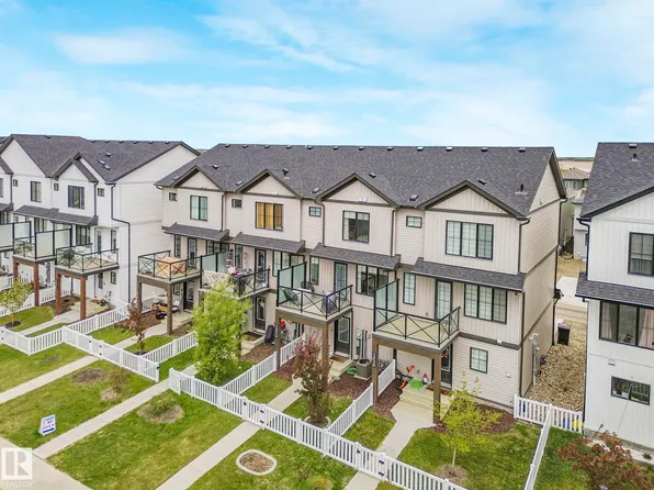 1061 Cy Becker Rd NW, Edmonton, AB T5Y 4A2