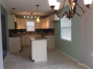 307 Ridgecrest Dr, Euless, TX 76040