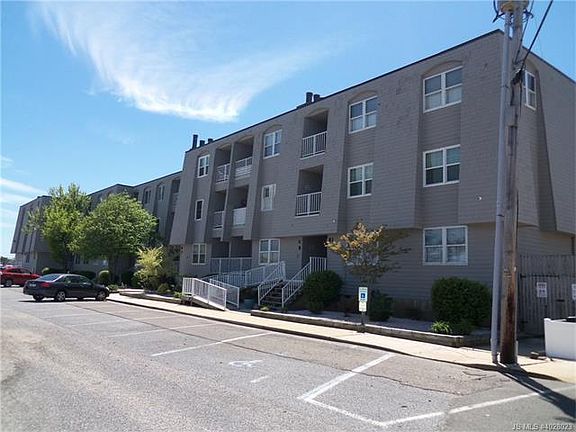2nd image of 310 West Ave APT B-1