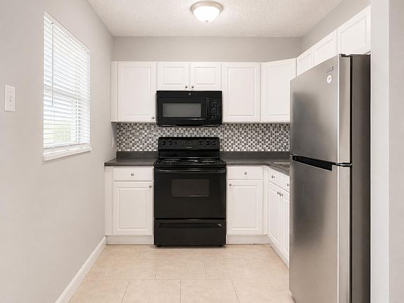3rd image of 181 NW 42nd St #2