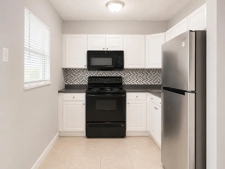 181 NW 42nd St #2 — Photo 3