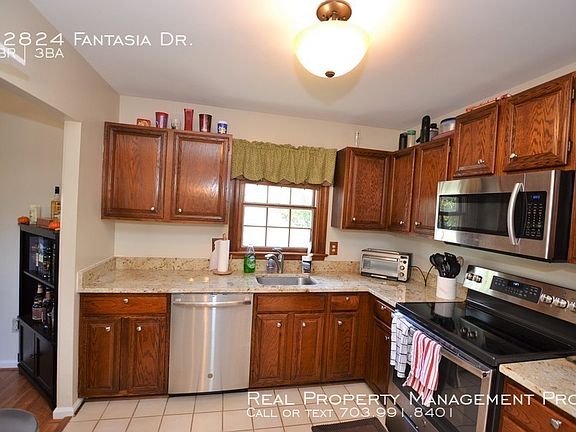3rd image of 12824 Fantasia Dr