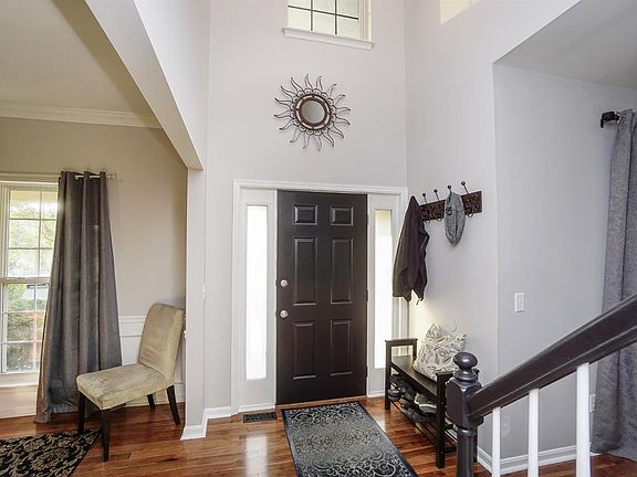 5th image of 4164 Meadowbrook Ln