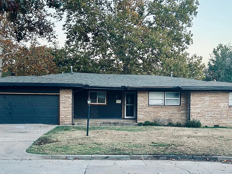 861 N Waco Ave