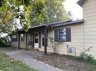 208 Chalmer St, Malden, MO 63863