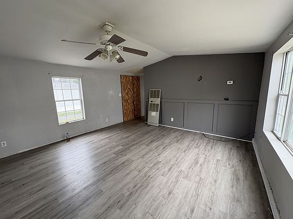 4th image of 5 Meadowlark Ln #5MEAD