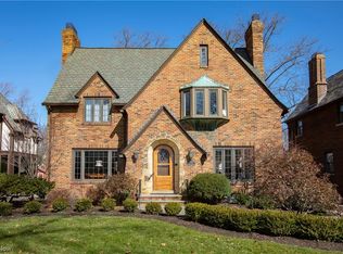 13946 Lake Ave, Lakewood, OH
