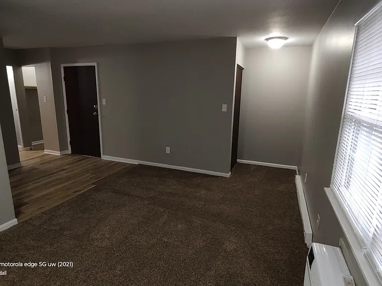 Phoenix Apartments — Photo 8