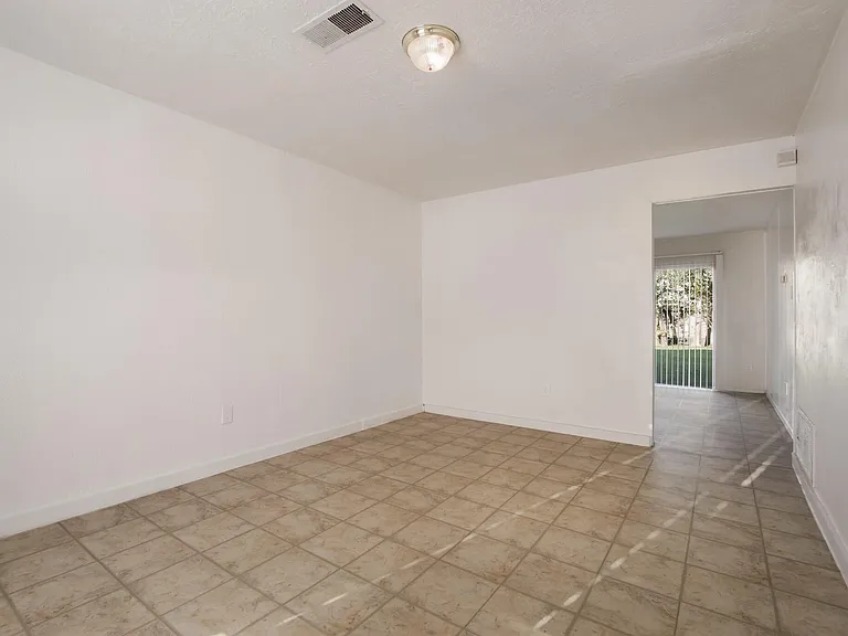 12639 Chiswick Rd — Photo 2