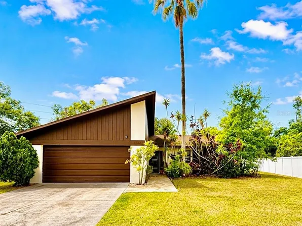 8034 Badger Ln, New Port Richey, FL 34653