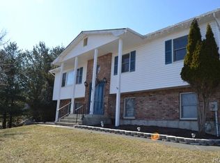 57 Walter Dr, Stony Pt, NY 10980