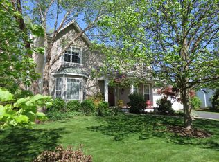 39 Chicory Ln, Pennington, NJ 08534