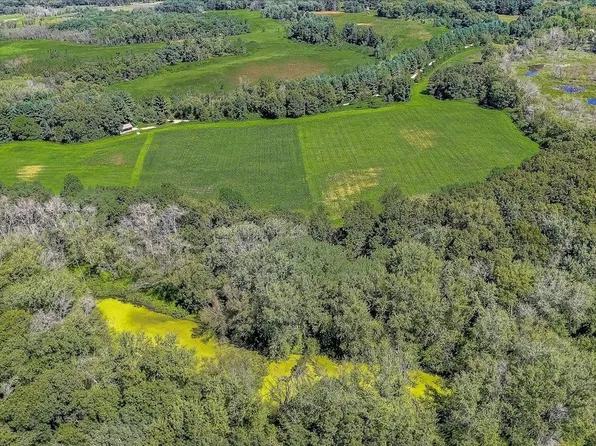 N7712 Church, Portage, WI 53901