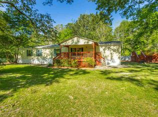 62 Summer Ln, Crawfordville, FL 32327
