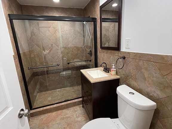 5th image of 101 Florida St Floor 2