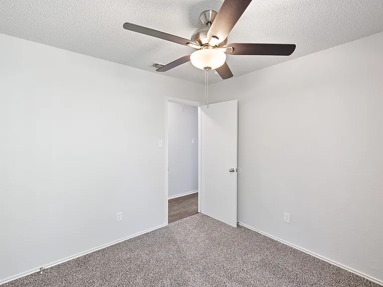 2540 Avenue H #2540 — Photo 10