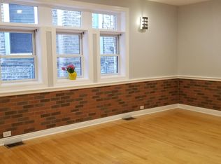 3517 W Montrose Ave #1R, Chicago, IL 60618