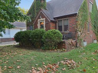 2104 39th St, Des Moines, IA 50310