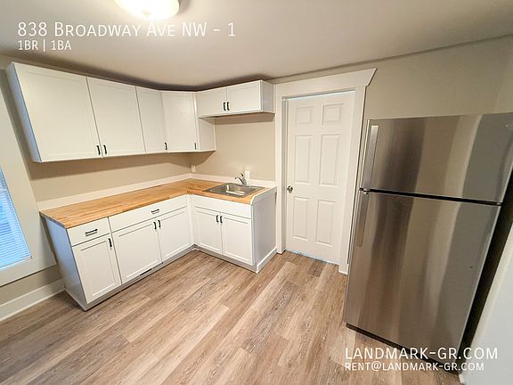 4th image of 838 Broadway Ave NW #1