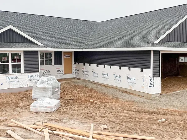 485 High Ridge Trl, Pulaski, WI 54162