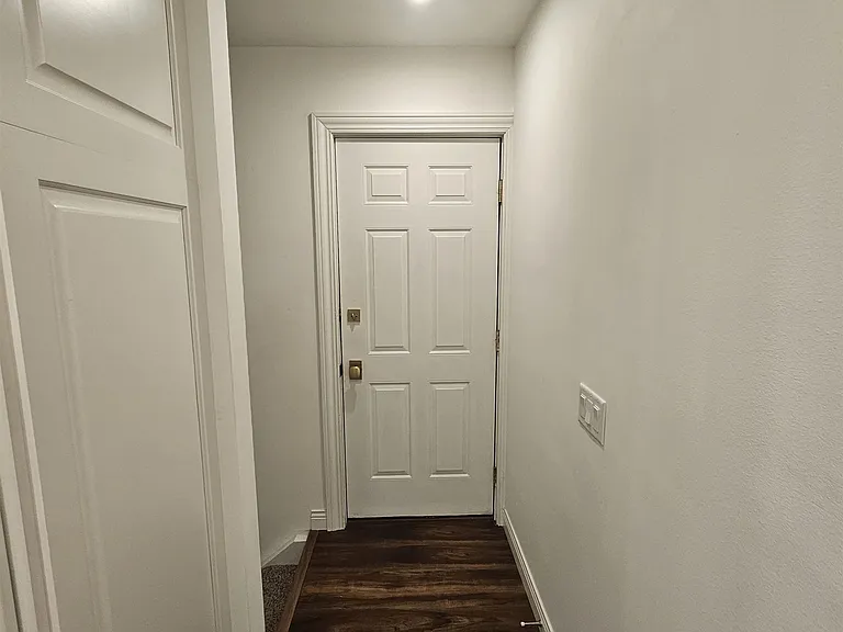 2674 Norwich St — Photo 18