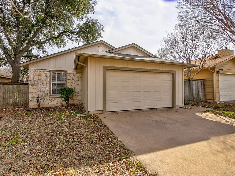5947 Kevin Kelly Pl — Photo 2