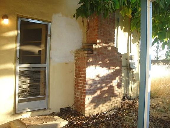 2nd image of 8936 Rosetta Cir