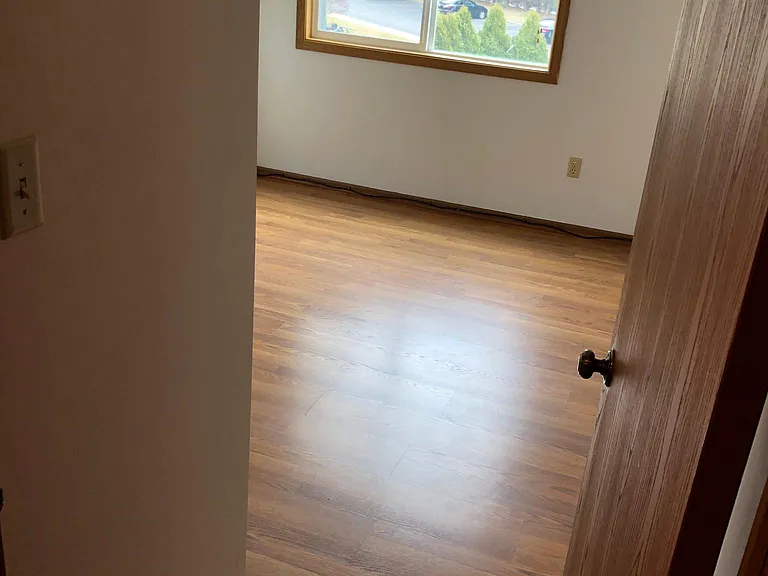 245 W Joliet St #303 — Photo 9