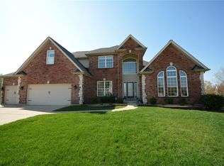 42 Huntcliff Ct, Lake Saint Louis, MO 63367