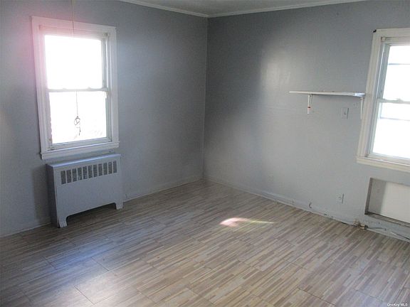 5th image of 25 Marvin Ave