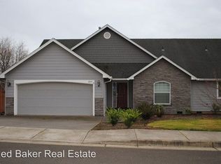 844 NW 5th St, Sublimity, OR 97385